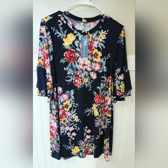TM by Truly Me Dresses & Skirts - TM by Truly Me Women's Floral Print Dress Medium - New With Tags